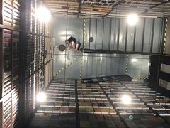 -钟书阁(群光广场店)