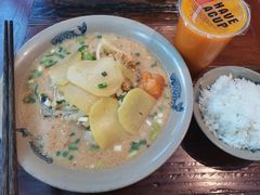 四川钵钵鸡-峨嵋小镇·川菜(勒泰中心店)