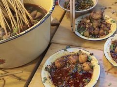 -拈签一笑黄牛肉辣卤串串