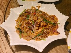 泰式炒河粉-莎瓦迪卡泰国餐厅(大朗店)