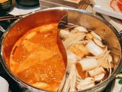 鸳鸯锅-火炉火自助餐(喜隆多店)