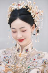 -洋洋婚纱品牌集合店