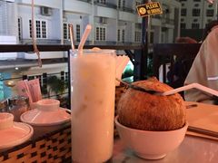 鲜椰子汁-Lanterns Vietnamese Restaurant