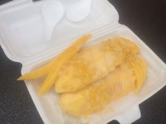 -芒果糯米饭摊子