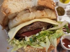 -The Habit Burger Grill 哈比特汉堡(复兴soho店)