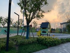 -季高兔窝窝亲子园(上海薰衣草公园店)