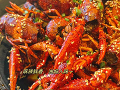-肥肥虾庄·金牌油焖大虾(东湖欢乐谷店)