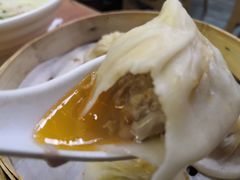 招牌蟹黄汤包-百年龙袍蟹黄汤包(融创茂店)