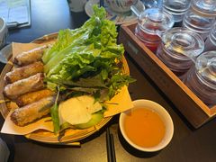 -大头虾越式风味餐厅(光明广场店)