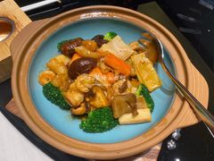 富淳一品煲-富淳饭店(陆家嘴保利广场店)