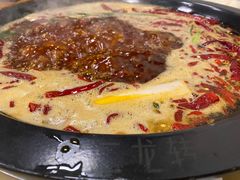 -黄潇洒老火锅(九眼桥宏济巷店)