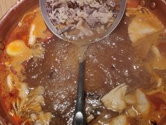 -洱火云南酸菜牛肉火锅(石景山当代商城店)