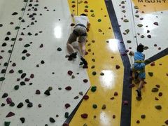 -问山MountQuest攀岩馆