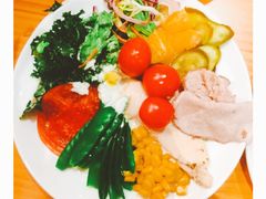 有机沙拉吧-So Lounge索兰至餐厅(蓝色港湾店)