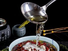 重庆水煮鱼-阆辣荟餐饮(老味道8年·古城店)