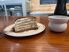 -Be Lived Cafe比例咖啡(摩天轮店)