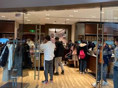 -UGG(燕莎奥特莱斯购物中心店)