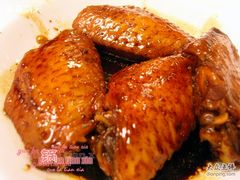 照牌鸡翅-翠华餐厅(山顶道店)