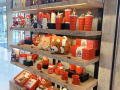 零售区-星巴克臻选(湖滨道店)