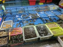 -霞涌市场海鲜摆卖区