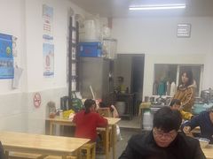 -陀块头面馆(梅岭南路店)