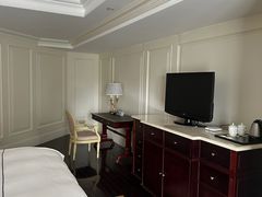 -茂名熹龙国际大酒店(人民广场高铁站店)