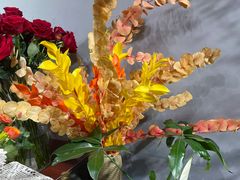 -何兮花店·气球派对鲜花店(马桥银春路万科城店)