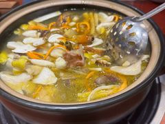 -菌之家·专业纯野生菌火锅·特色炒菌