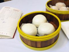 软棉香滑流沙包-广州酒家(文昌总店)