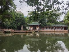 -房湖公园