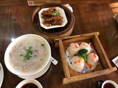 -龙悦湾酒家·八阵鱼生·渔人码头店