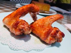 -新大咀港式茶餐厅(宝山万达店)