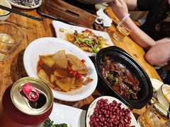 -老滇山寨•云南特色菜•地方菜•民族风情歌舞表演(金碧店)