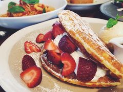 -ROAST coffee & eatery