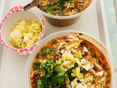 -珀玉莲花白米线店