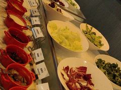 -筠咖啡西餐厅(上海国展宝龙丽筠酒店)