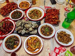 -郑记•不夜城烧烤•龙虾•虾蟹(黄鹤楼店)