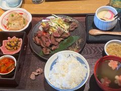 -味太助·银饭食堂(中华城店)