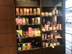 零售区-星巴克(杭州西湖银泰1F店)