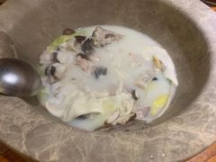 -滇香肴·云南菜蒸汽石锅鱼(云南北路店)