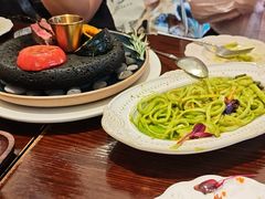 -秘密旅行Bonjour(黑金冠 江南西店)