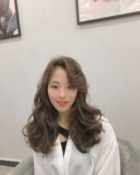 -AYO SALON