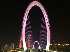 -南京眼步行桥