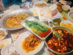 -巴特餐饮6加1音乐餐吧·新疆菜