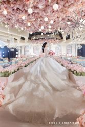 -桃子造型婚纱礼服(凤起广场店)