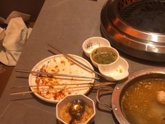 -黑金·寻焰自助百汇·烤肉·火锅(中街店)
