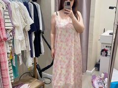 -绮梦微胖大码女装(东方社区三十一街坊店)