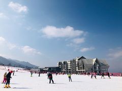 -鳌山滑雪度假区