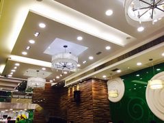 -佰搭果·广式茶餐厅(西华路店)