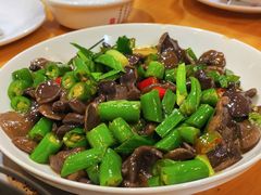 -榕江牛瘪牛肉火锅